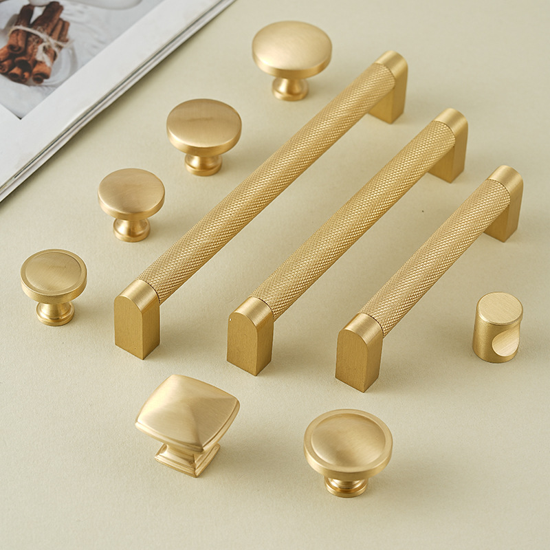 Hochwertiger gerollter Messing – Furniture Hardware High End Bewertung und Preis